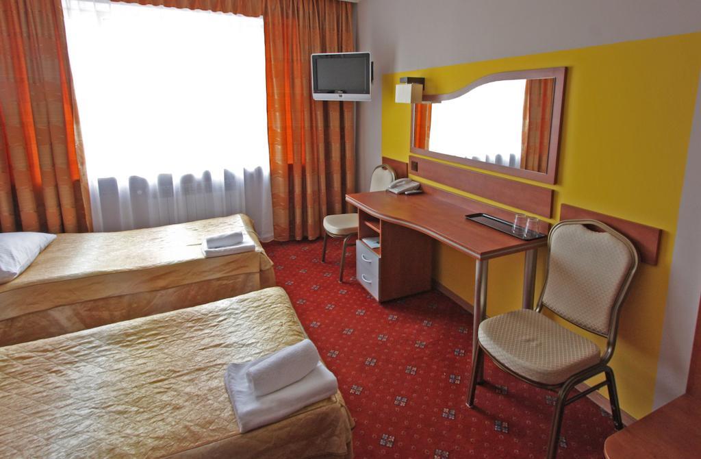 Hotel Orion Sosnowiec Extérieur photo